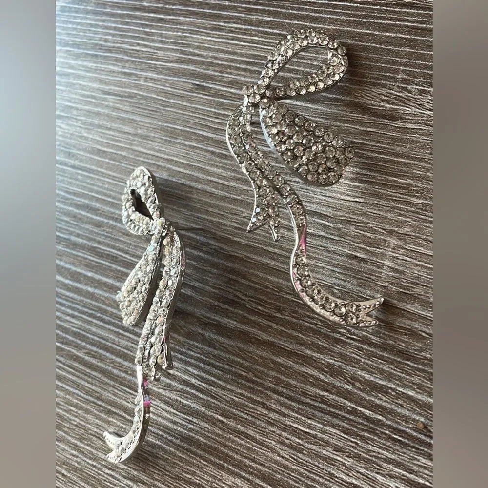 Anthropologie sparkling bow